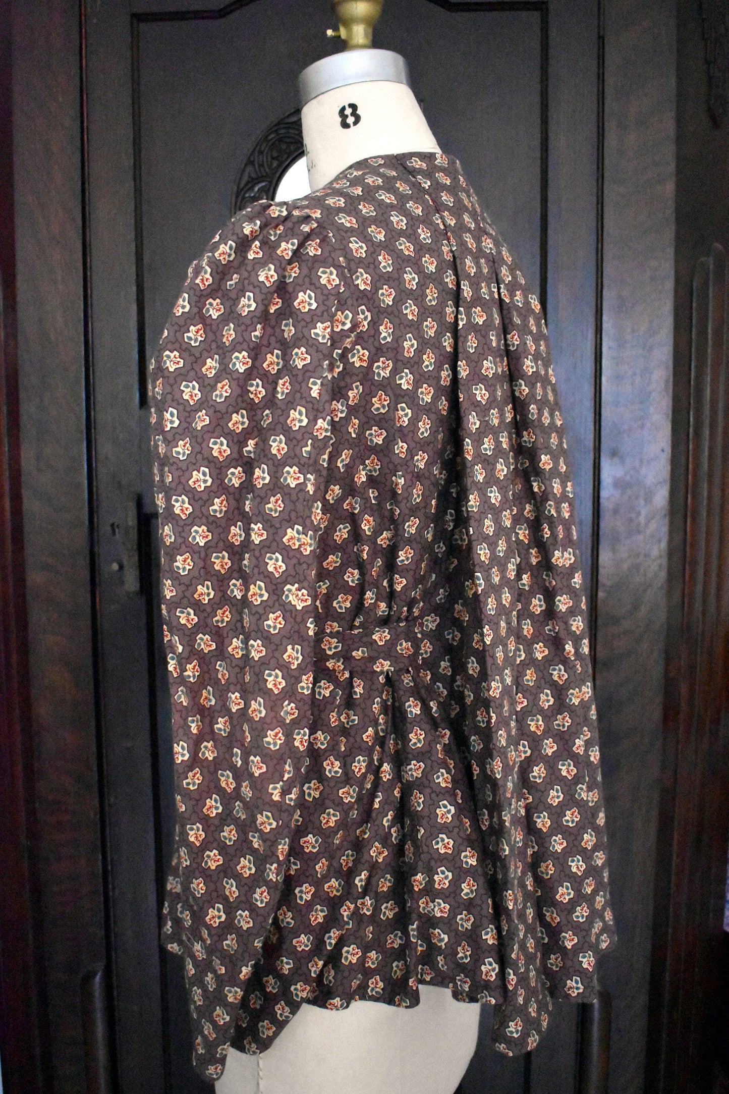 E-Pattern- Victorian 1890s 1897 Morning Dressing Jacket- Bust 36"