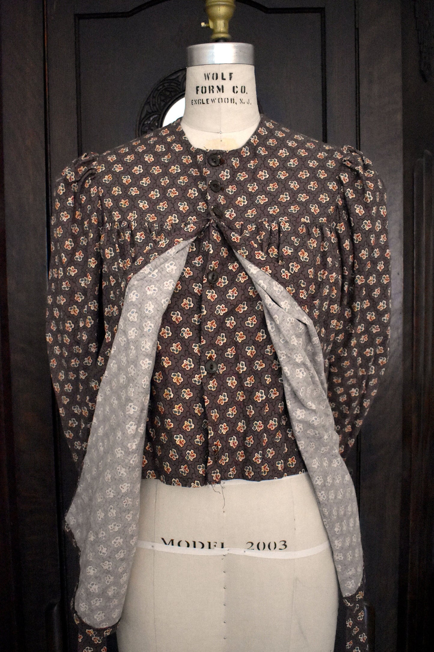 E-Pattern- Victorian 1890s 1897 Morning Dressing Jacket- Bust 36"