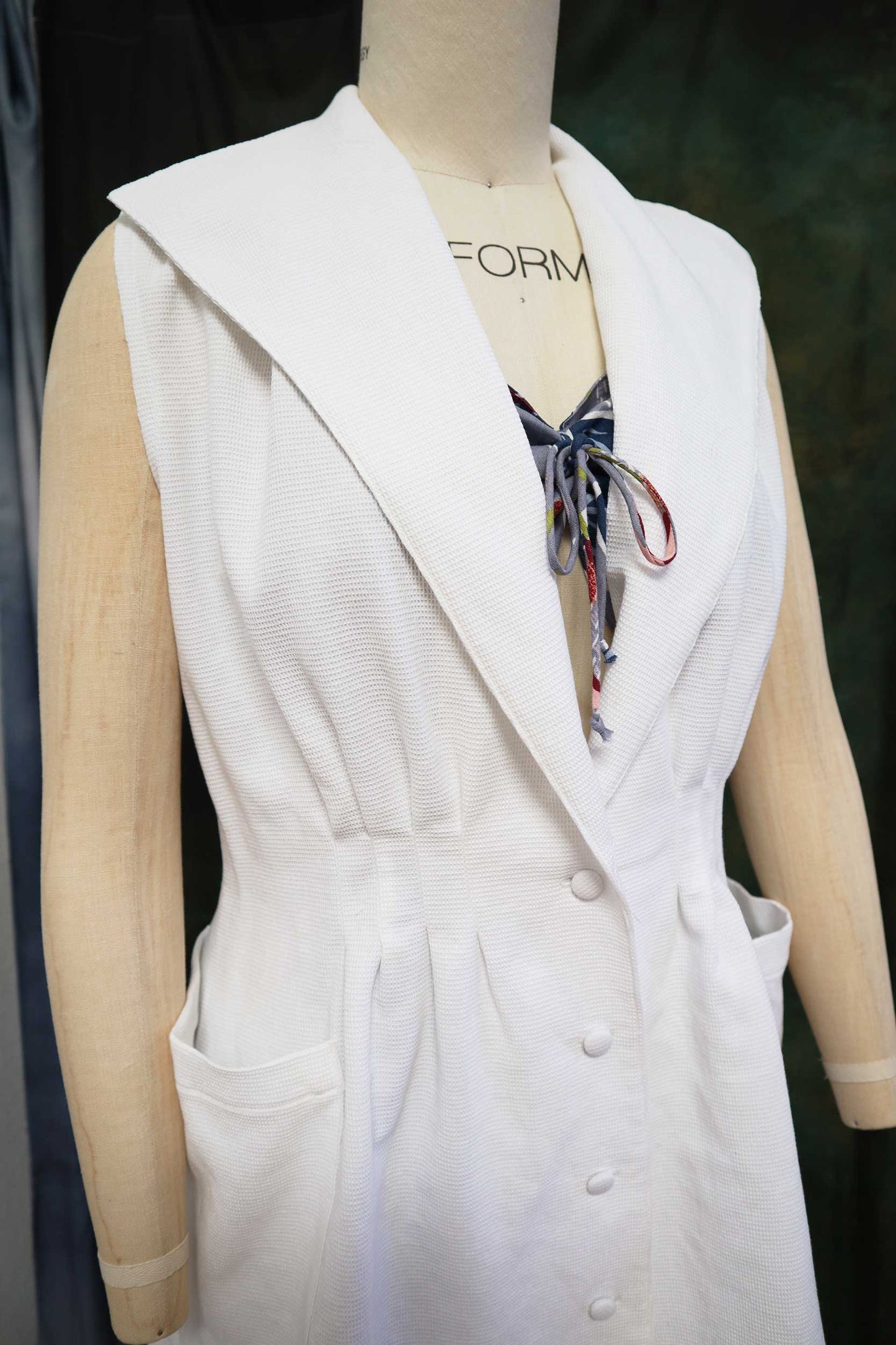 E-Pattern- Circa 1950 Laguna Beach Set- Bra Top, Shorts, and Beach Coat