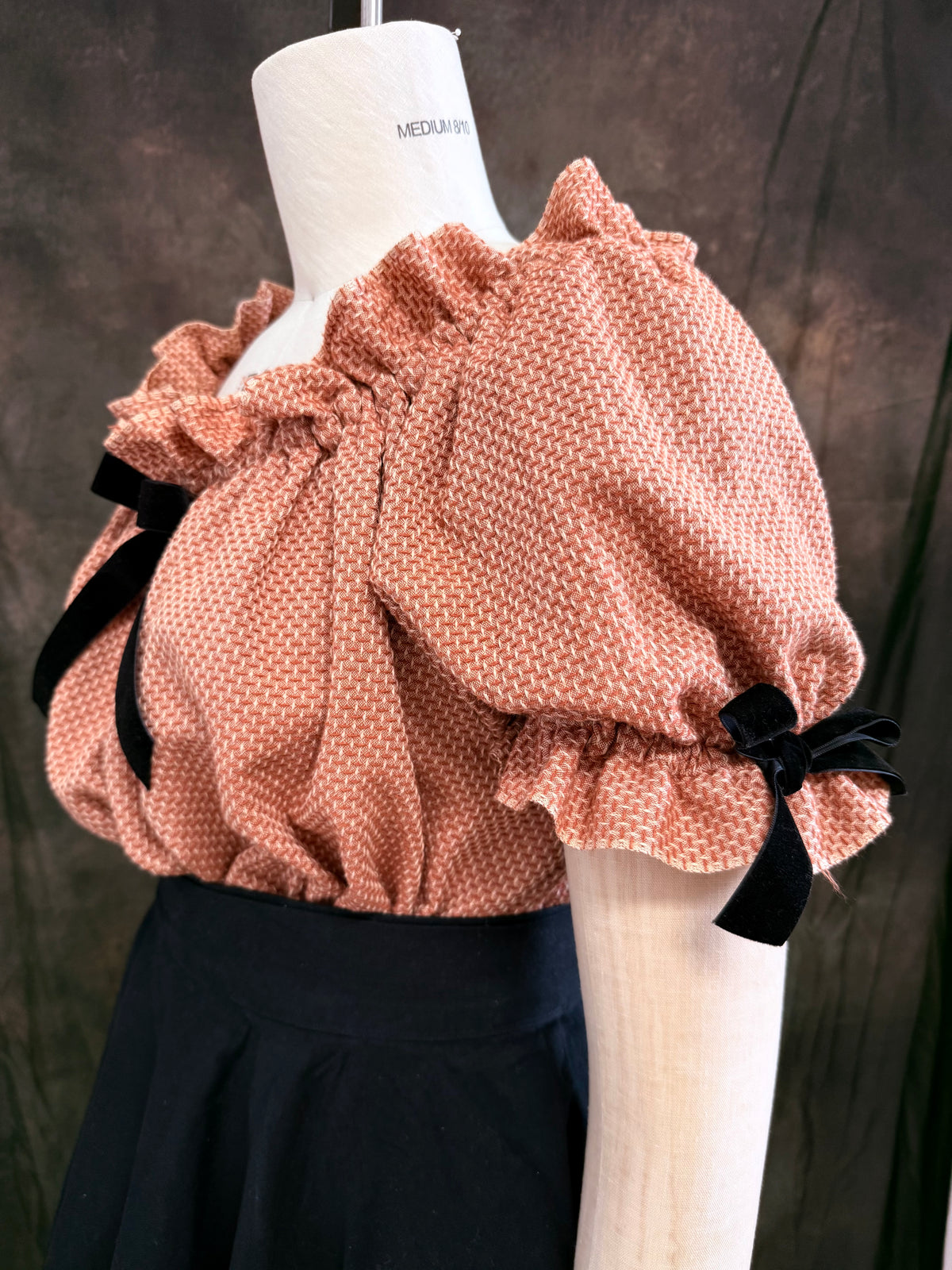 PRINTED PATTERN- 1950s Gathered Blouse