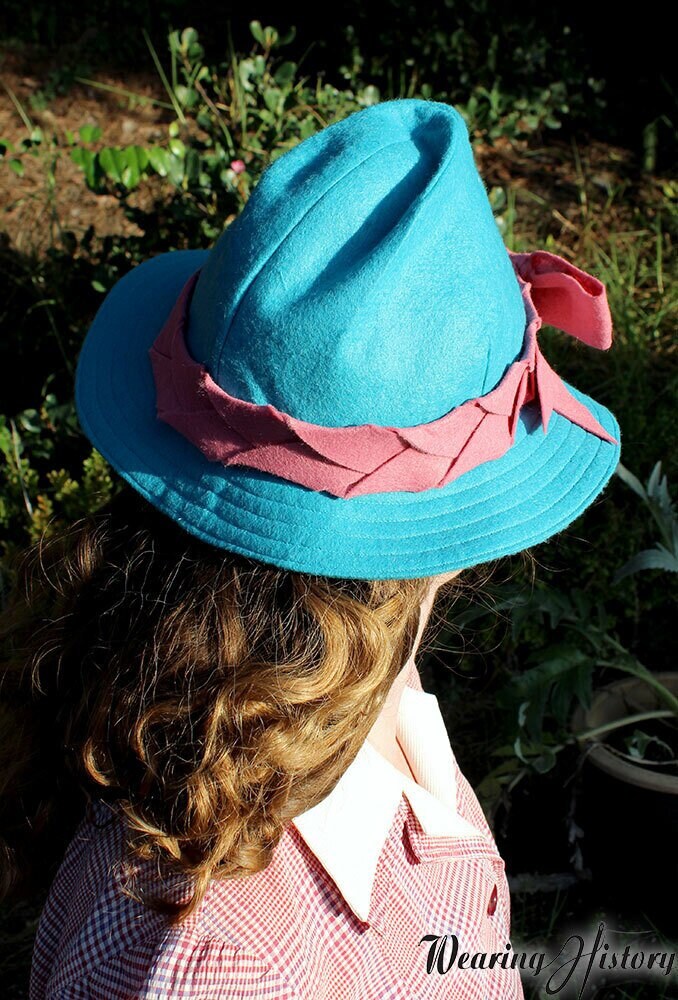 PRINTED PATTERN- 1940s Hat Wardrobe Pattern- Size 22" Head