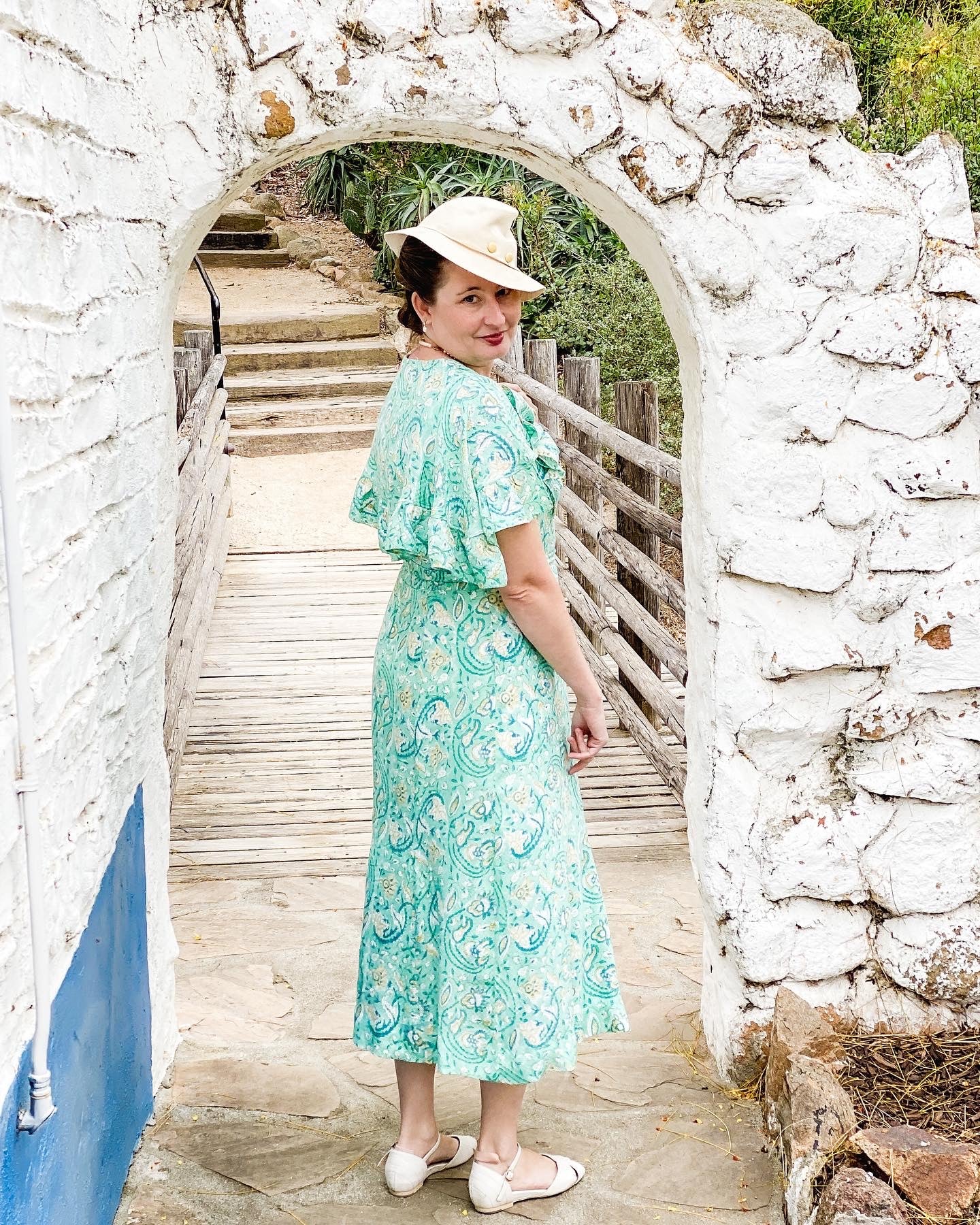 White shop 1930s dress